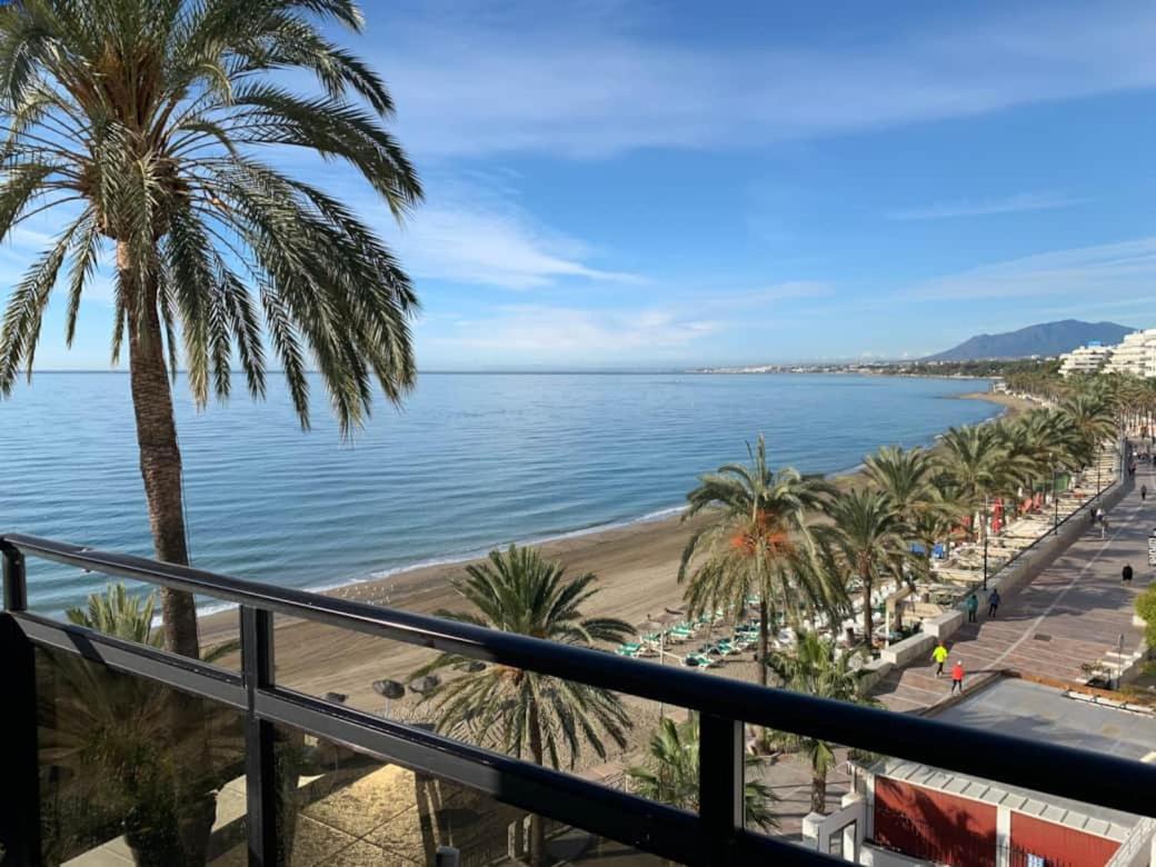 Marbella Beachfront Apartment Exterior foto